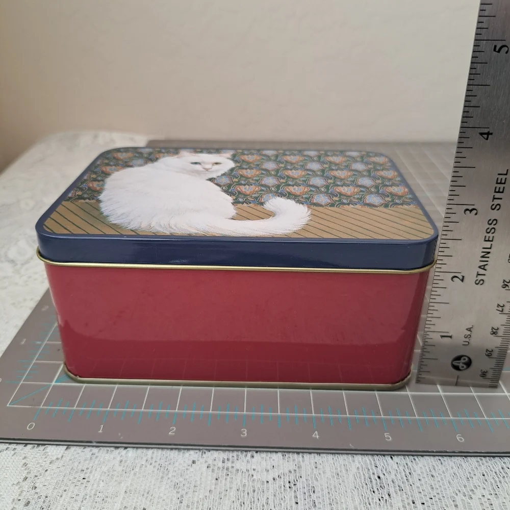 Vintage 80s Hallmark Springbok Cosmopolitan Cat Tin Metal Storage Box with Lid